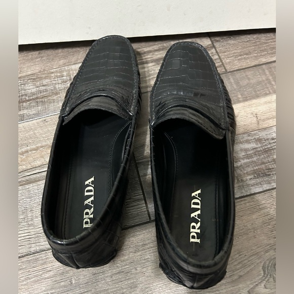 Prada black patent leather embossed croc loafer slip on shoe - Picture 7 of 11